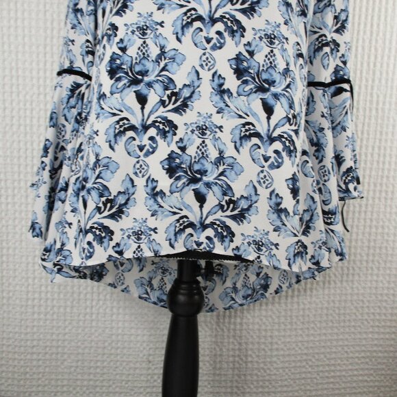 WHBM Ruffle Top Size 4 - Picture 2 of 9